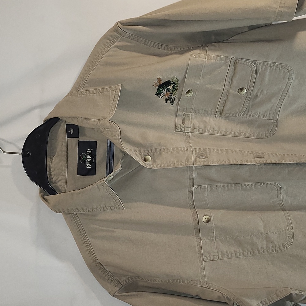 Redhead Tan Short-Sleeve Button-down Shirt (L)